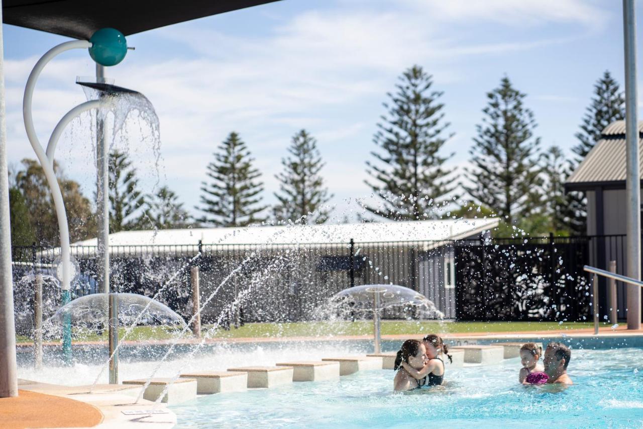 Surf Beach Holiday Park Hotel Kiama Exterior photo